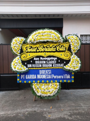 Papan Bunga Duka di Muara Tabir
